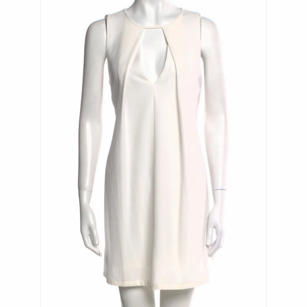 ELLIATT White Shift Dress – Scoop Neck – NEW With Tags – Size Small